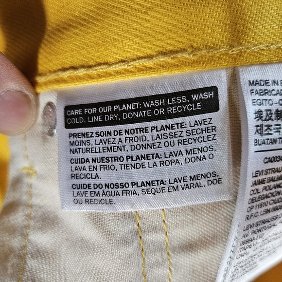 Levi's 501 Yellow Jeans NWT - Picture 14 of 16
